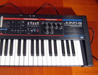 Roland Juno G Synthesizer Keyboard with Fantom x Processor Very Low