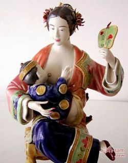 Chinese Porcelain Figurine Oriental Lady Painting   A Fine Collection