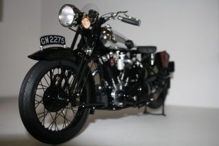 1932 Brough Superior SS100 T E Lawrence Slightly Damaged Box