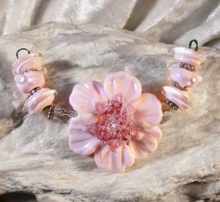 PINK PEPPERMINT FLOWER BLOSSOM ~ bead set by Lynn   SRA