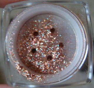 Make Up For Ever Diamond Powder in Smoky 15