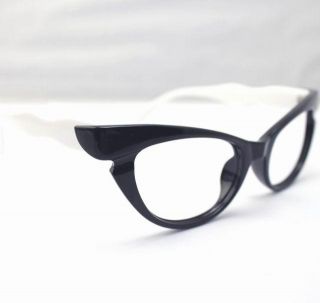 Womens Vintage Retro Cat Eye White Black Eyeglass Frame No Lens
