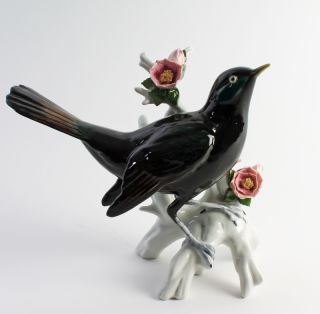 ENS Volkstedt Thueringen Porzellanfigur Vogel mit Blumen