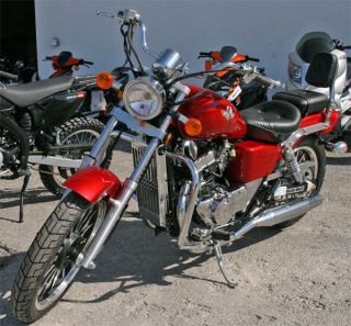 WMI Repco 125ccm Chopper rot Motorrad 8KW 2 Zylinder NEU
