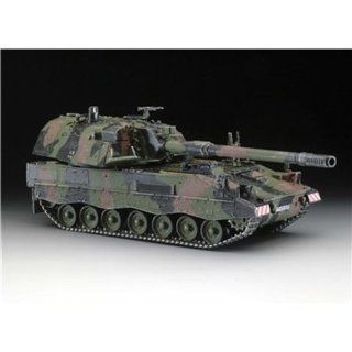 Revell Modellbausatz 03121   Panzerhaubitze 2000 im Maßstab 1:72
