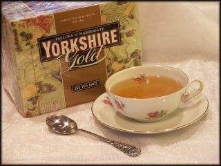 Taylors of Harrogate YORKSHIRE TEA GOLD Tee   160 TB