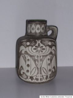 Keramikvase mit Reliefdekor. Marke Bay. 70er Jahre. Sehr guter Zustand