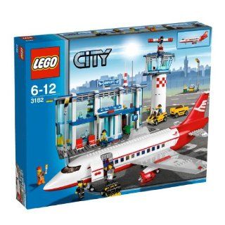LEGO City 3182   Großer Flughafen Spielzeug