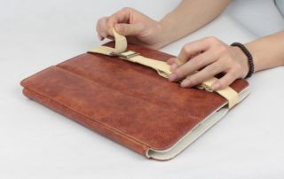 NEW iPad 3 Leder Finger Etui Tasche Stand braun Case
