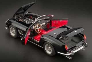 CMC Ferrari 250 California Spyder SWB black 1961 Hardtop mit