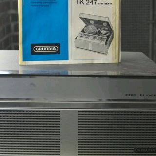 Tonbandgerät / Bandmaschine von GRUNDIG   TK 247