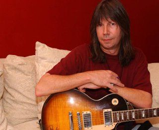 Pat Travers Songs, Alben, Biografien, Fotos