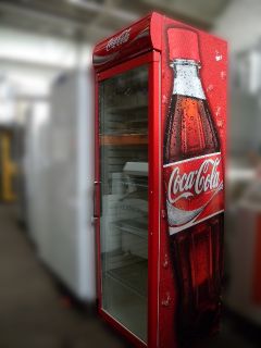 Kühlschrank mit Innenbeleuchtung Coca Cola Dekor 421 Liter