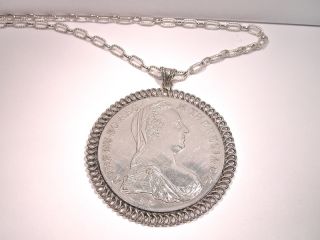 Maria Theresia Taler mit Kette / 835 er Silber