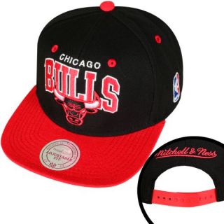 Mitchell & Ness Chicago Bulls Snapback Cap Schwarz Rot (74647)