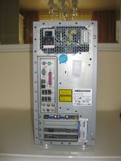PC Medion MT6 +19 Zoll TFT Monitor, Fernbedienung, Tastaur, Maus