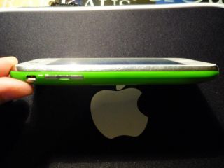 Apple iPhone 3GS 32GB   neon grün weiß (Ohne Simlock ab Werk