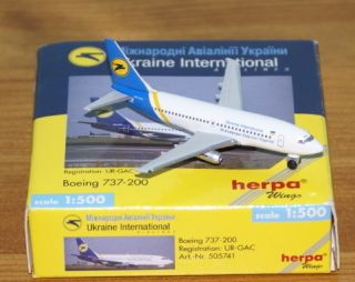 Herpa 505741 Boeing 737 247A Ukraine International