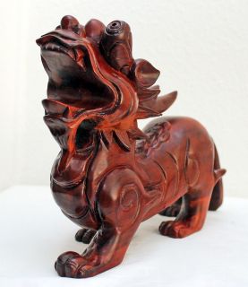 Fu Hund Holzfigur Skulptur China Feng Shui Asiatika Tempellöwe
