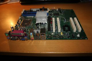 Intel D915GEV 775 Desktop Motherboard SATA DDR2 PCI E (50)*