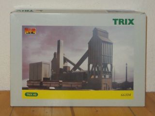 TRIX H0 66104 Bausatz Kokerei Vom Erz zum Stahl Industrie NEU & OVP