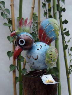 Vogel, Spatz, Drossel. Dekorative Skulptur für Haus und Garten