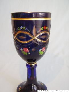 Großer Pokal Überfang Glas Böhmen Kobaltblau mit Schliffdekor und