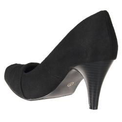 Riverberry Womens Array Black Ruched Toe Pumps