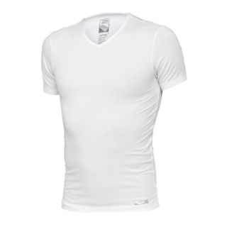 Coloris : blanc. T shirt Homme, 40 % acrylique, 34 % polyester, 21 %