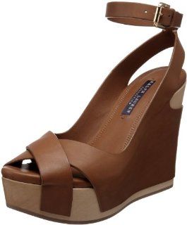 Womens Filaria Ankle Strap Wooden Wedge Sandal,RL Gold,9 B: Shoes