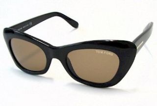 com TOM FORD Astrid TF139 Sunglasses TF 139 Black 01J Frame Clothing