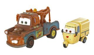 Disney / Pixar CARS 2 Movie 155 Die Cast Car 2Pack Race